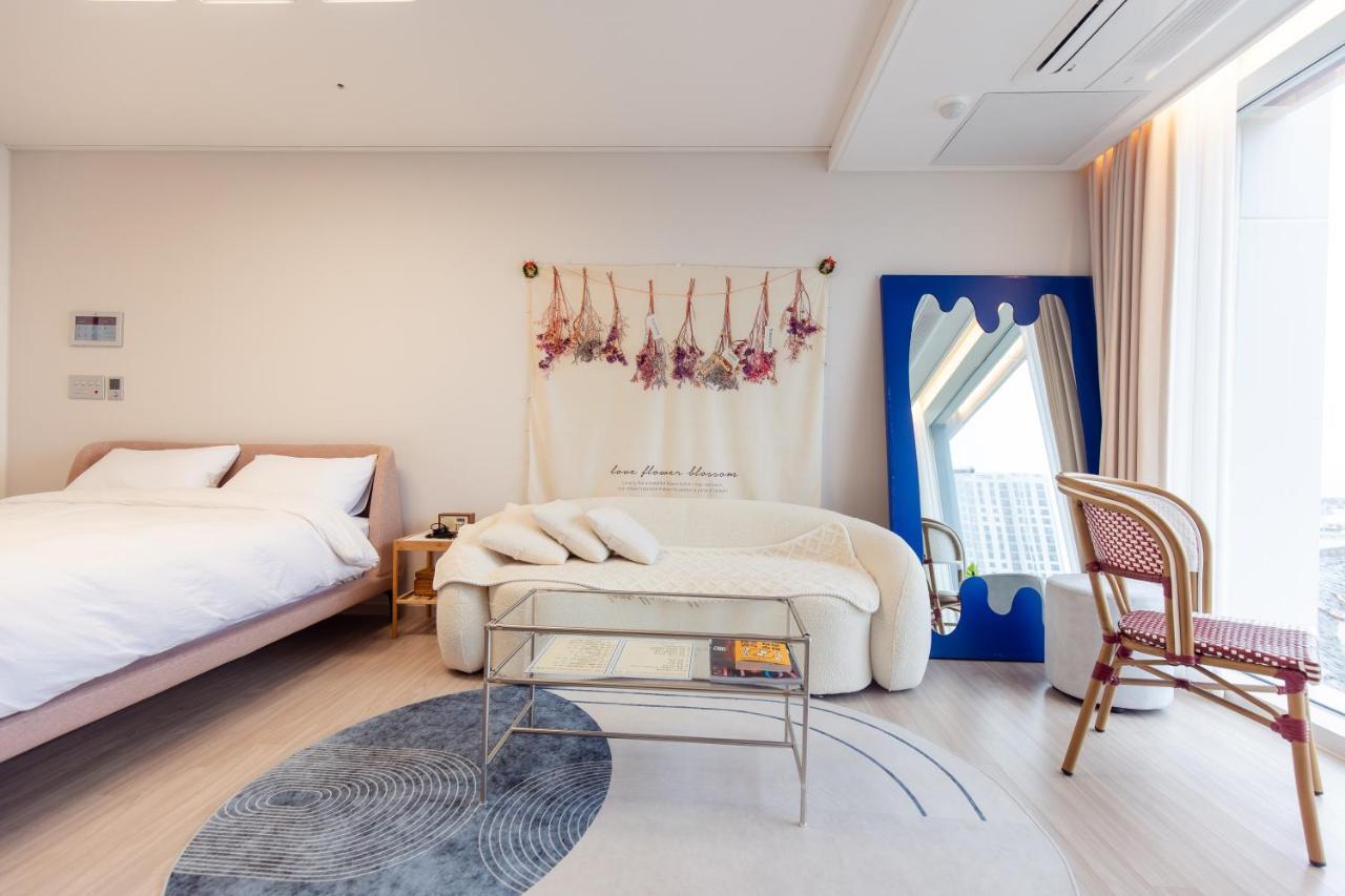 The Castle Ocean Suite Yeosu Luaran gambar